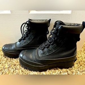 Converse Ambush Boots